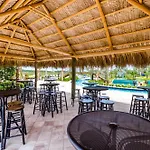 Updated Condo, 5 Mi To Disney, On-Site Water Park